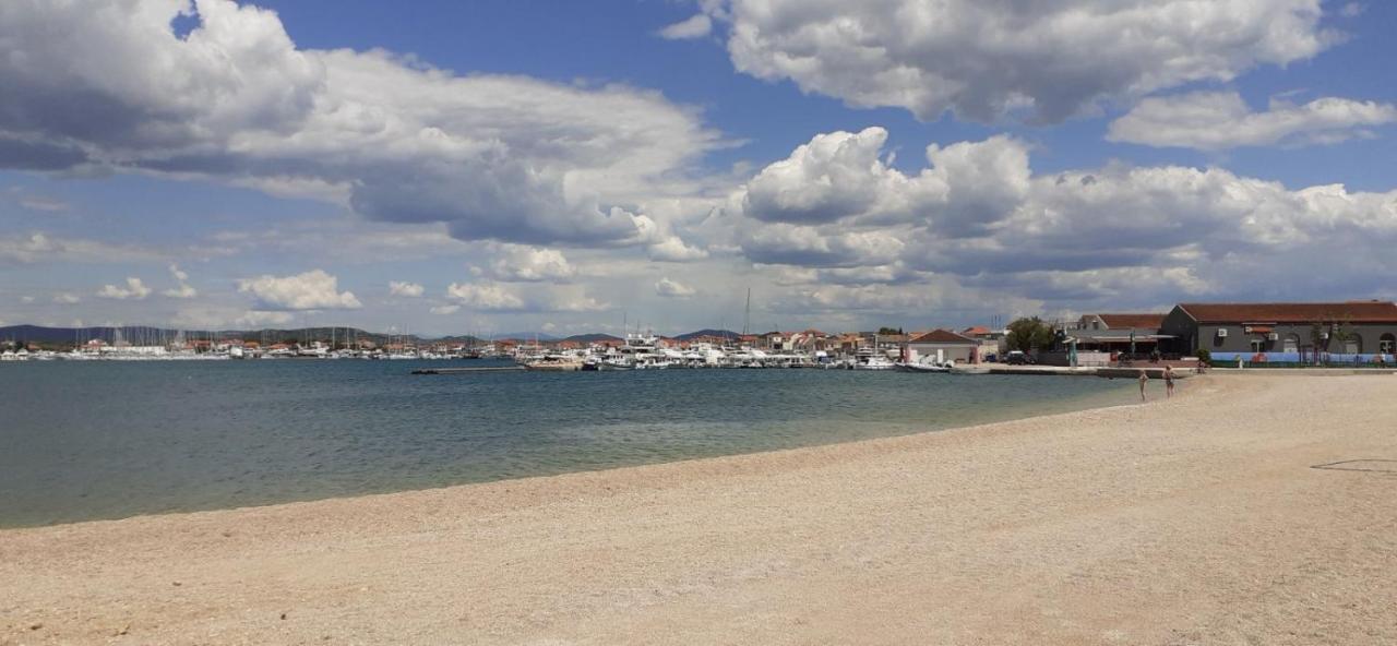 Beach Apartment Vami With Sea View Murter Exterior foto